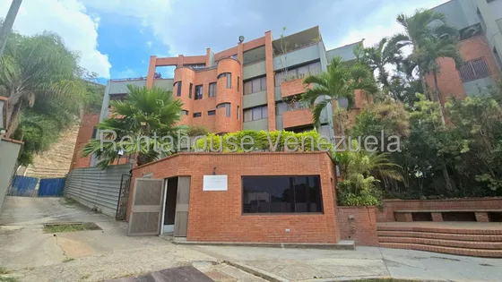 Exclusivo Apartamento En Venta Mls 25-23840 San Roman