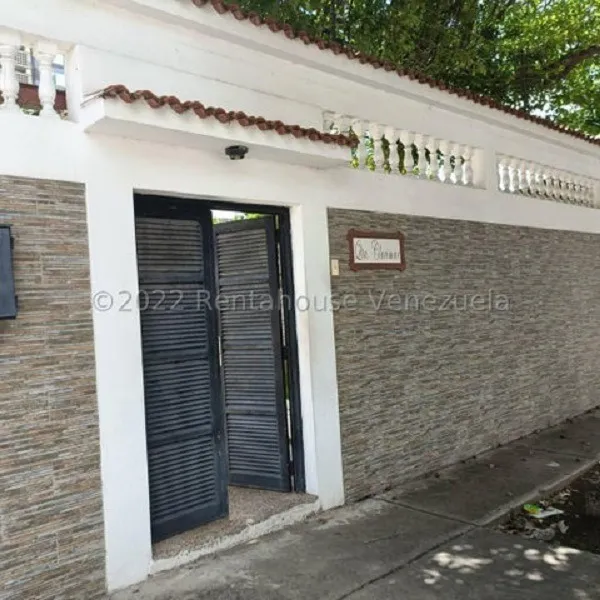 Quinta Multifamiliar En Venta Caraballeda Vargas