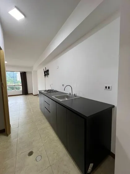 T.r. Alquila Apartamento Mono Ambiente Con Planta 100% En Resd. Isla Larga Urb. La Trigaleña   Cod. 26398