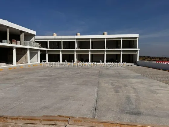 El Mirador - Renta. Local Comercial De 38 Metros | Vm