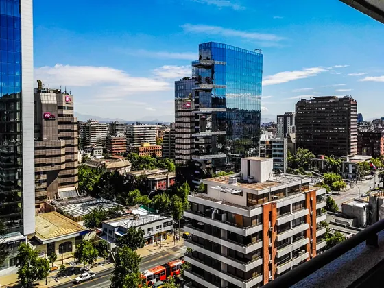 Moderno Cómodo Depto Amoblado-barrio El Golf-pasos Metro-