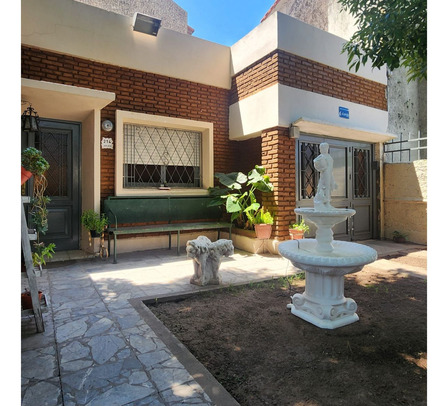 Casa Sobre Avenida Con Ascensor - 3 Dormitorios Casa Sobre Avenida Con Ascensor - 3 Dormitorios