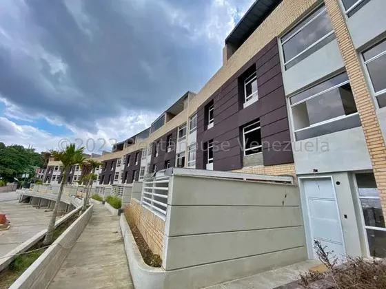 Exclusivo Townhouse En Los Naranjos Para Crear El Hogar De Tus Sueños Jdl