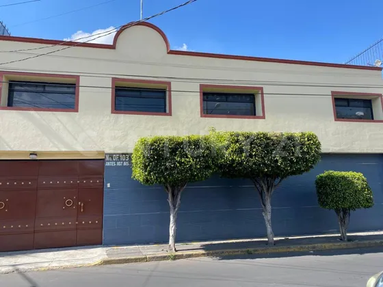 Versátil Inmueble En Renta En Xochimilco