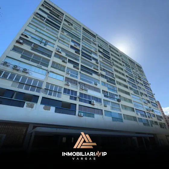 Ref 003 - 787  Grupo Inmobiliaria Vip Te Ofrece Apartamento En Venta Para Remodelar Ubicado En Caribe , Estado La Guaira, Res. Bahia Del Mar