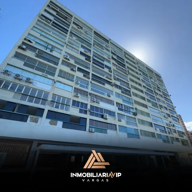 Ref 003 - 787  Grupo Inmobiliaria Vip Te Ofrece Apartamento En Venta Para Remodelar Ubicado En Caribe , Estado La Guaira, Res. Bahia Del Mar