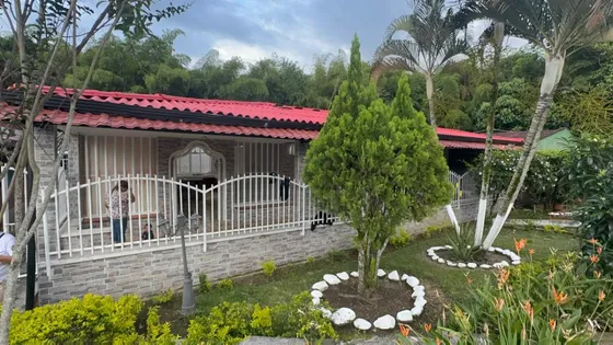 Venta  O Renta De Chalet
