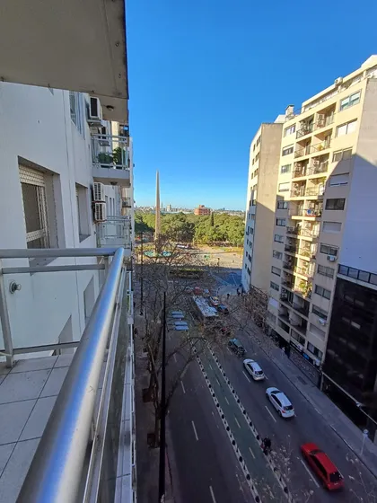 Apartamento En Venta En 18 De Julio Y Bulevar  Ideal Para Oficina O Consultorio Profesional