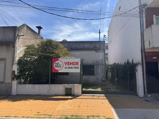 Terreno En  Venta En Santos Lugares, Partido De Tres De Febrero, Provincia De Buenos Aires 