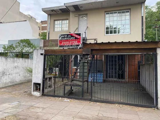 Chalet Ph En Venta En Moron Centro