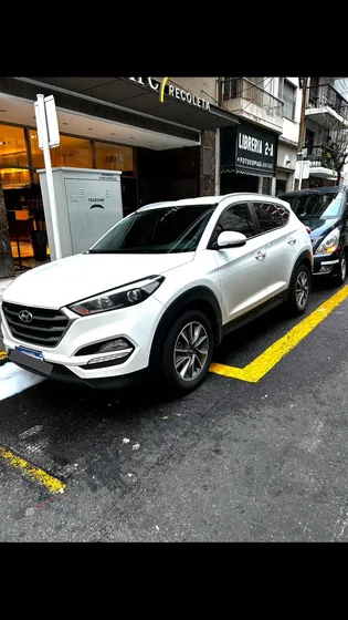 Hyundai Tucson 2.0 16v