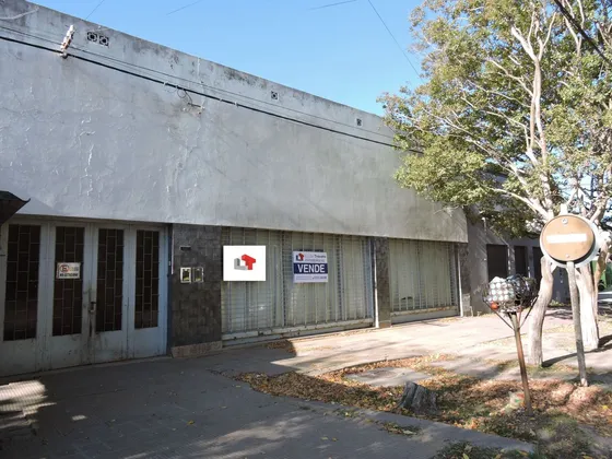 Local Comercial Con Casa En Veronica, Punta Indio