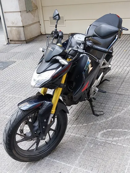 Honda Cb190 R 3.500 Kms