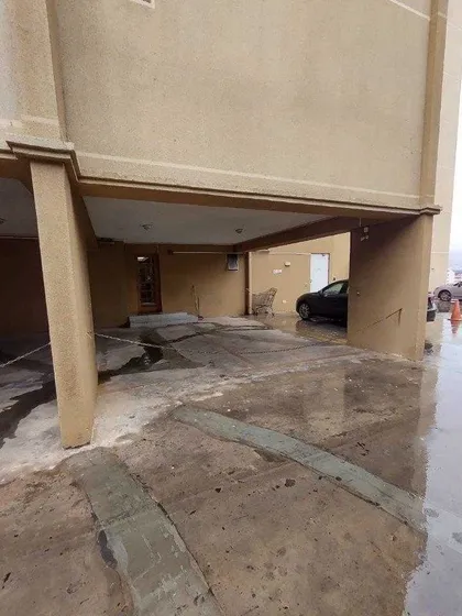 Estacionamiento Convencional Para Autos Y Camionetas