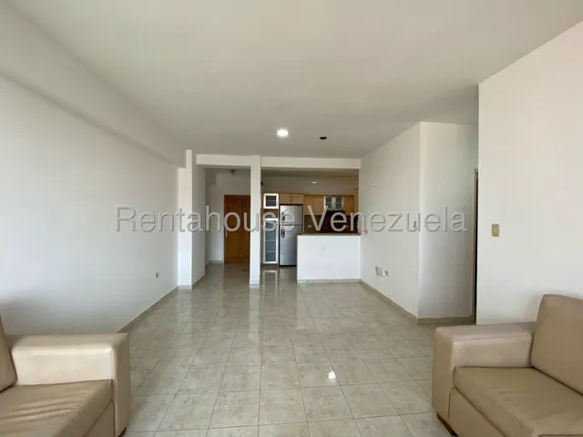 Sorangel Vargas Vende Hermoso Apartamento Conectado A Planta Electrica, Excelente Ubicacion Zona Este Barquisimeto Mls #25-18802