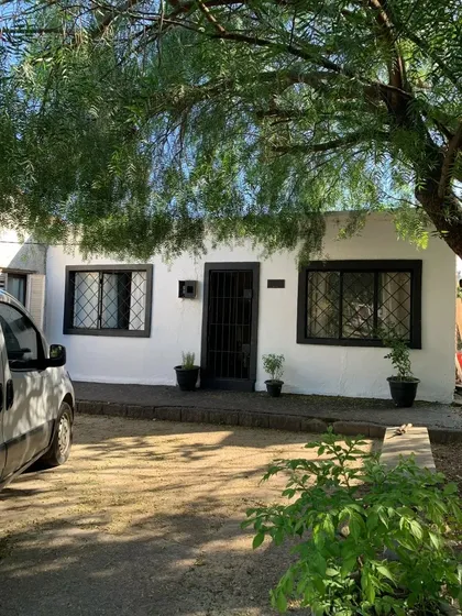 Vendo ! Casa De Dos Dormitorios Con Gran Terreno.