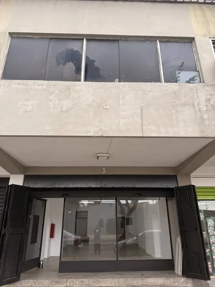 Np Alquiler De Local Comercial En Plena Av Lara Código 31282