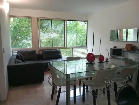 Alquiler De Apartamento Dúplex En Urb. Miranda