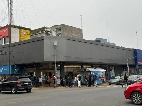 Oportunidad Única: Amplio Local En Alquiler En La Mejor Zona