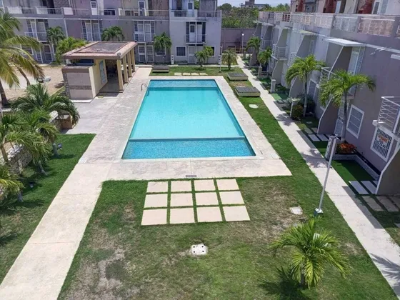 Century21 Tucacas Vende Hermoso Tonwhouse