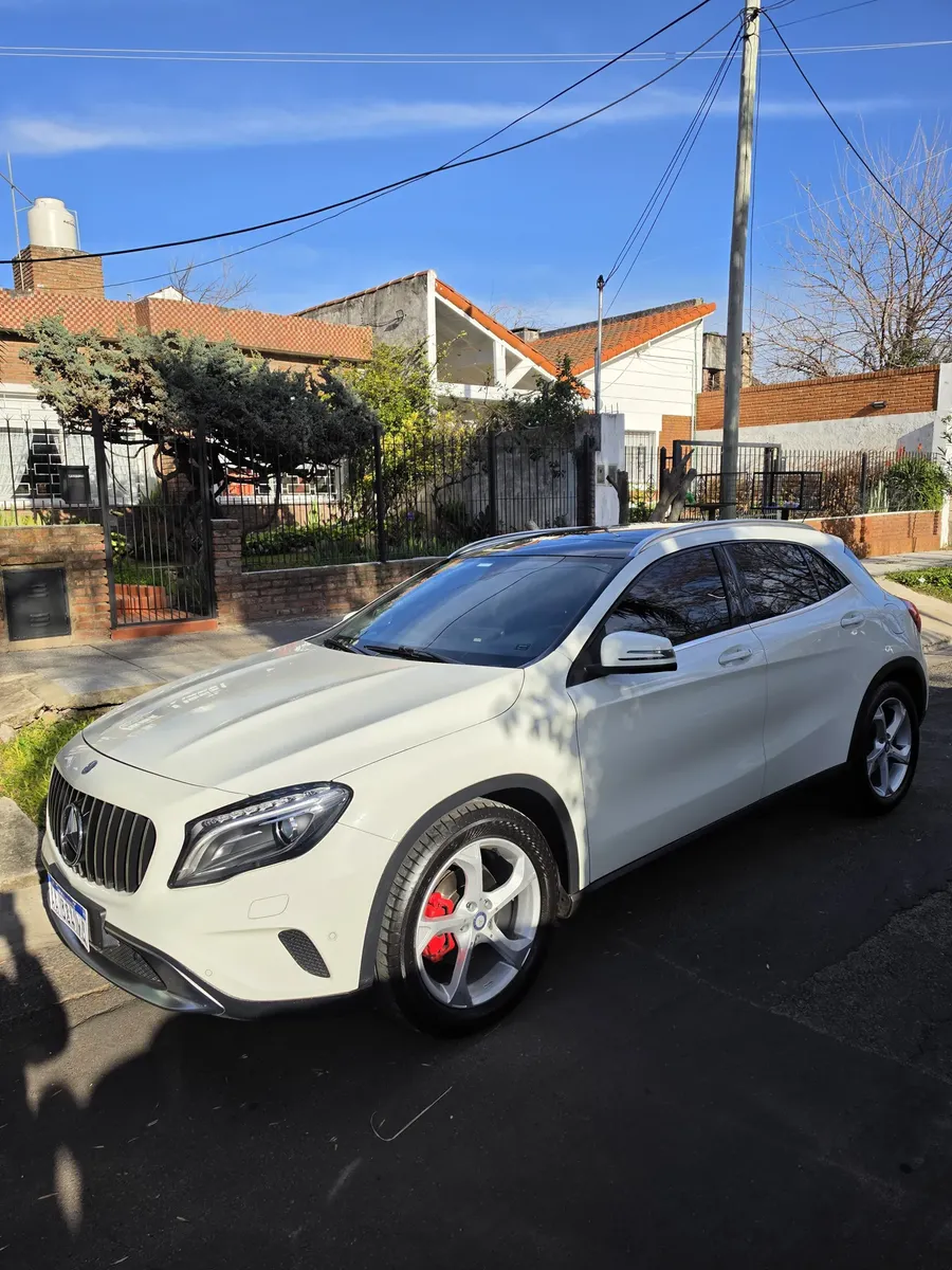Mercedes-Benz Clase GLA 1.6 Gla200 At Urban 156cv