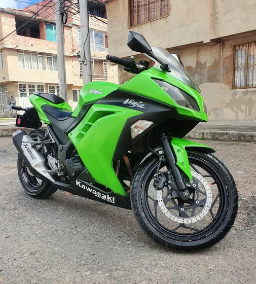 Se Vende Hermosa Ninja 300 Modelo 2015, Multicolor