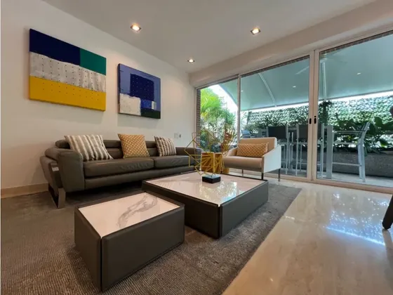 Alquilo Ph 285m2 Las Mercedes 5781