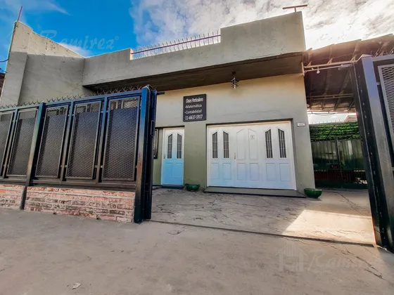 Casa Y Local En Moreno Sobre Ruta 23