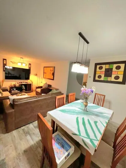 Departamento En Venta De 4 Dorm. En San Miguel