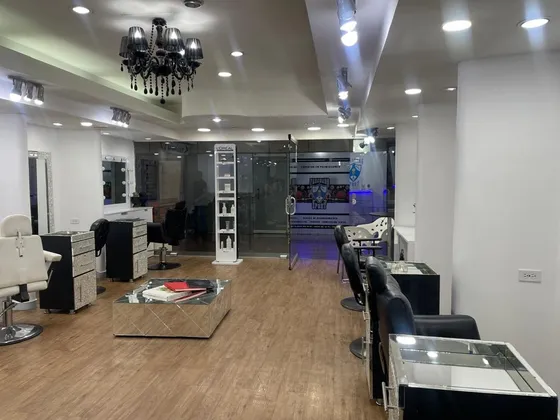 Alquiler Local En Centro Comercial La Trinidad 40m2