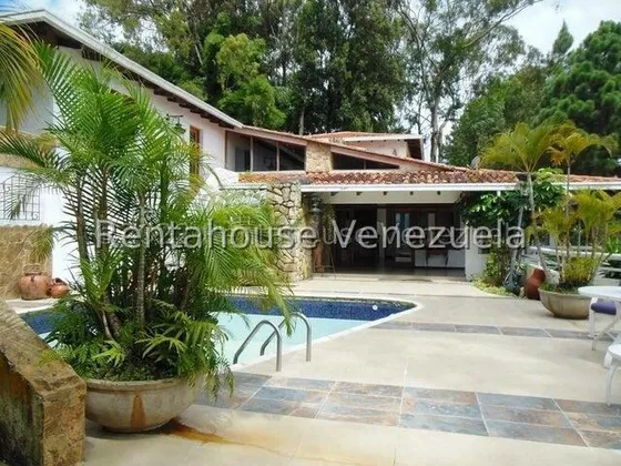 Casa En Alquiler, Alto Hatillo - Marigreys Blanco - #25-6528