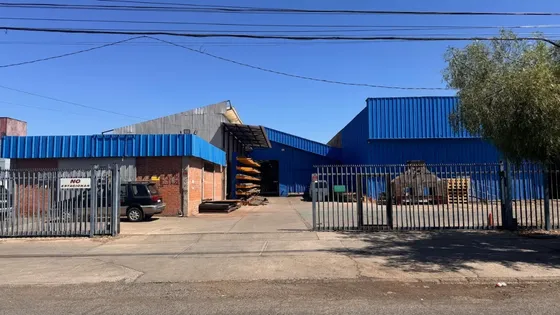 Puerta Sur Nave Industrial De 1.300 M2. Acceso Ruta 5 Sur