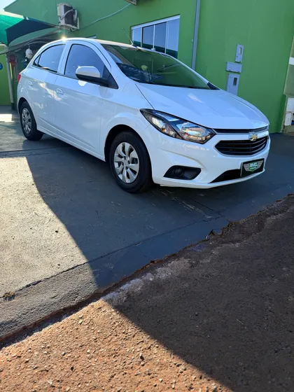 Chevrolet Onix 1.0 Lt 5p