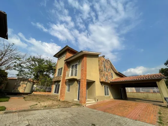 Saidy & Yosmar Vende Casa Villas San Diego Country Club. Inc-448