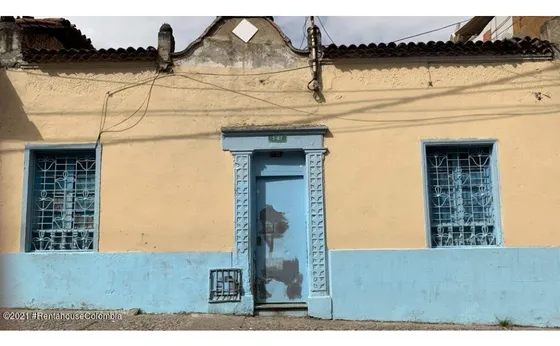 Lote En  Las Cruces(bogota) Rah Co: 25-636