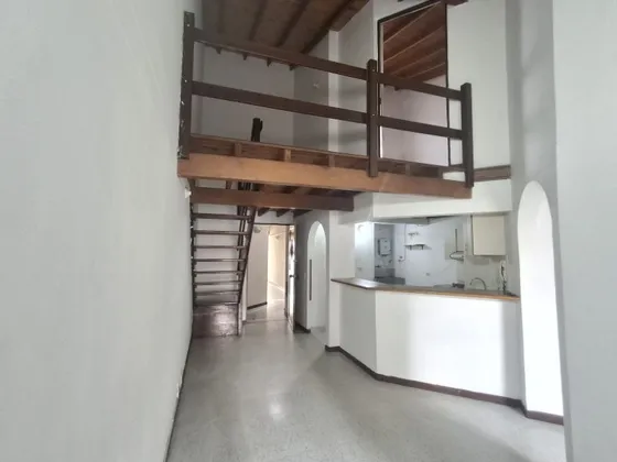  Apartamento En Arriendo Ubicado En Medellín Sector La Floresta (27451).