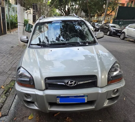 Hyundai Tucson 2.0 Gls 4x2 Flex Aut. 5p