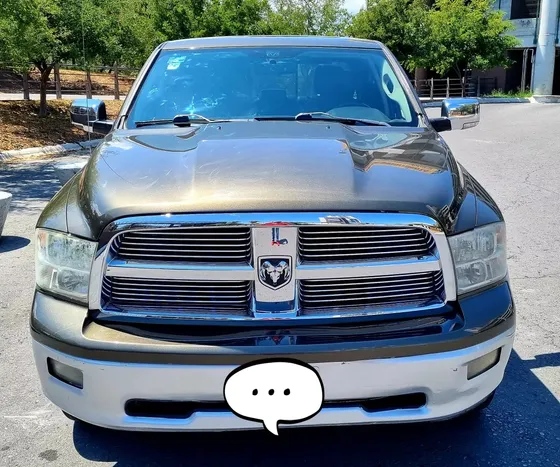 Dodge Ram 2500 5.7 Pickup Crew Cab Laramie 4x2 Mt