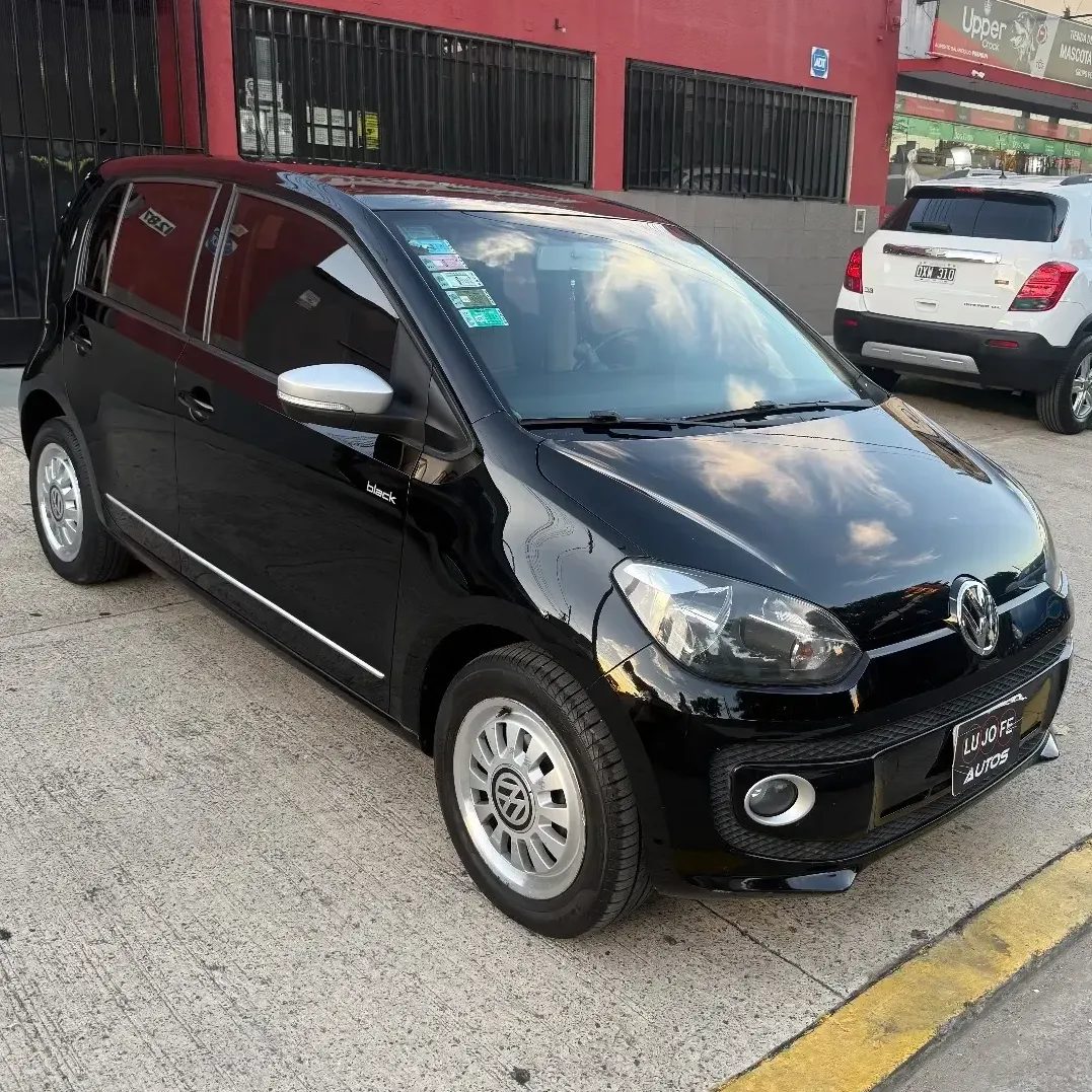 Volkswagen Up! 1.0 Black Up! 75cv
