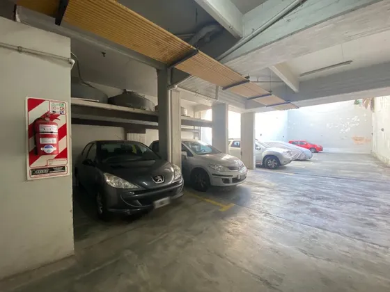 Venta Cochera Cubierta De 9 M² Caballito