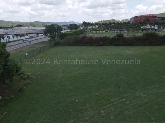 Milagros Inmuebles Terreno Venta Cabudare Lara Av Intercomunal Barquisimeto Acarigua Economica Residencial Economico Comercial Código Inmobiliaria Rent-a-house  25-8870
