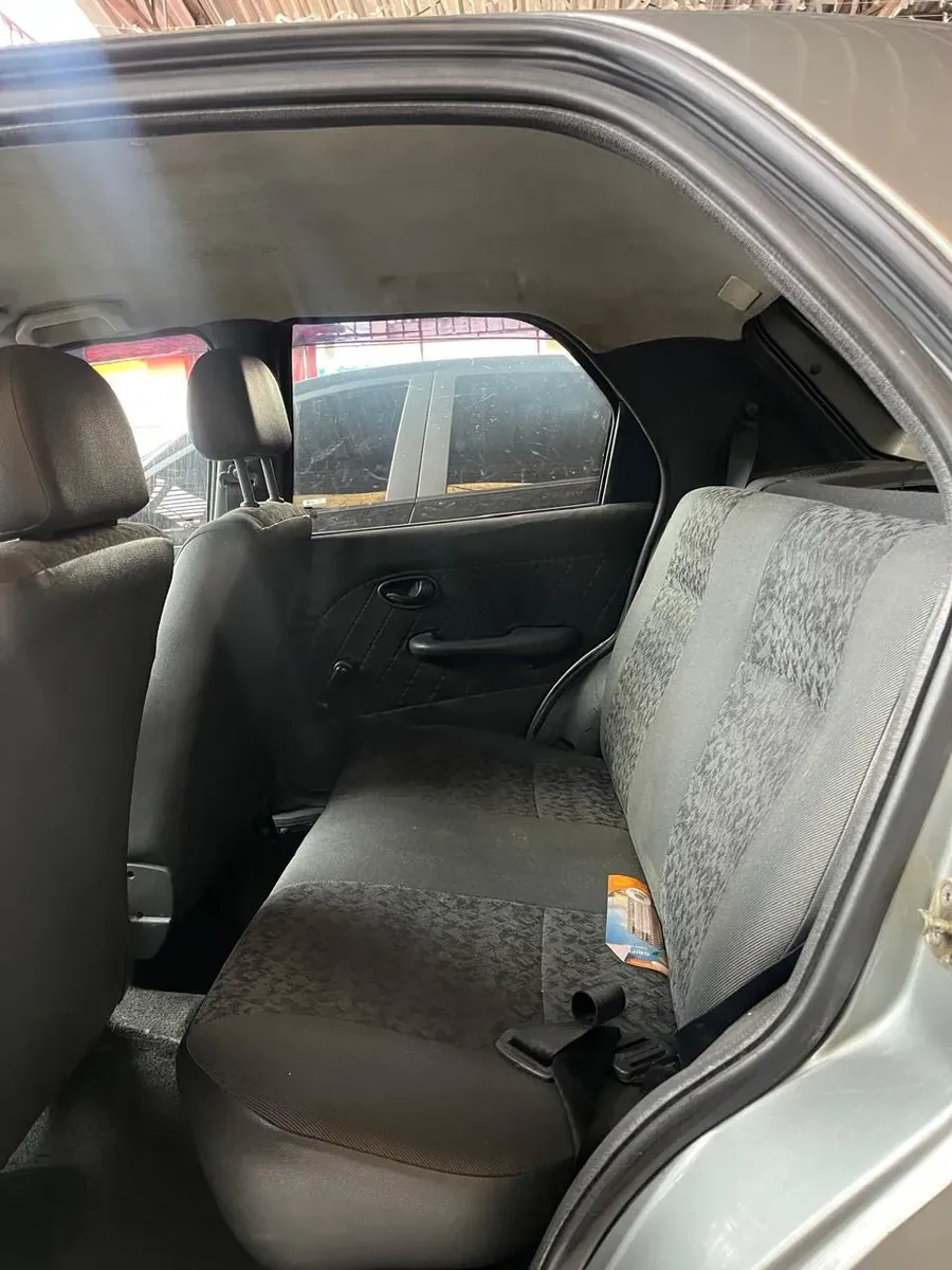 Fiat Palio 1.0 Fire Celebration Flex 5p65746296589955124