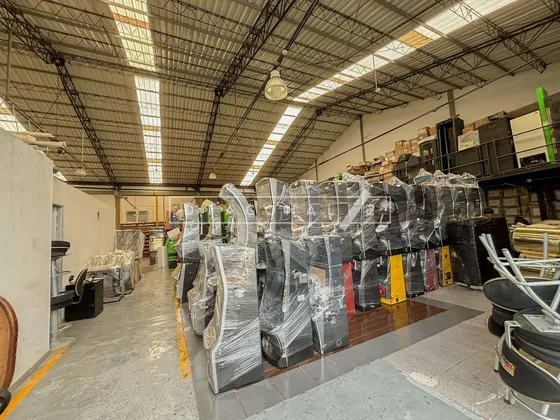 Bodega Industrial En Venta En La Rosita