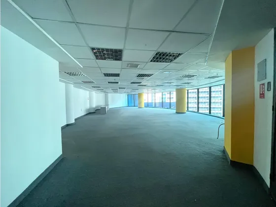 Se Vende Oficina 576m² El Rosal