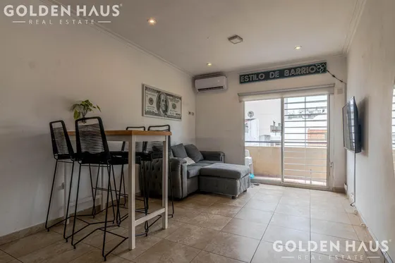 Departamento De 2 Ambientes Con Balcón En Devoto En Villa Devoto