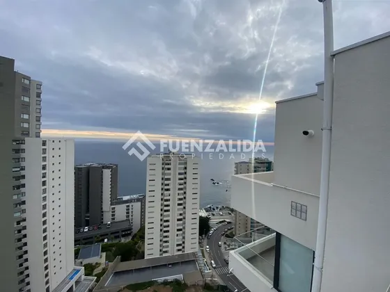 Departamento En Arriendo De 2 Dorm. En Concón