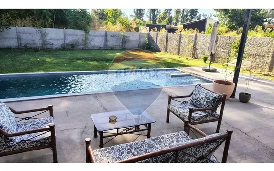 Venta Espectacular Casa Mediterránea En Buin