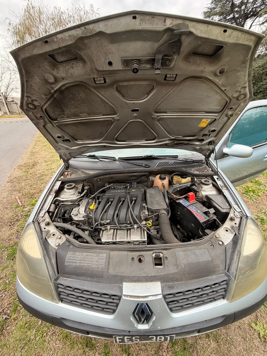 Renault Clio 1.6 Dynamique523355661565306886