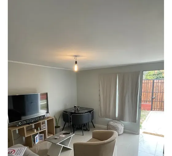 Impecable Casa De 2d Y 1 Baño Disponible Cerca De Gerónimo