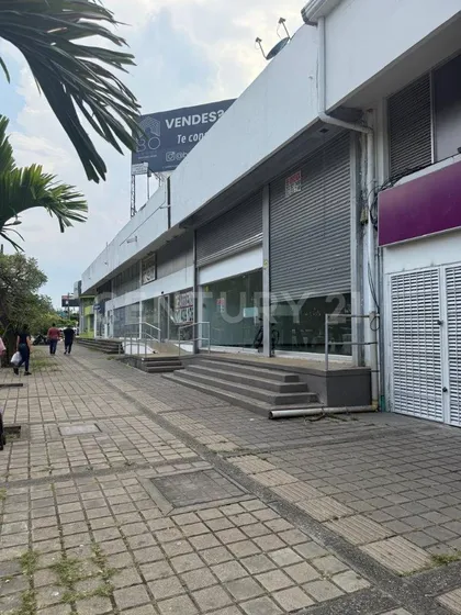 Arriendo Bodega Sobre Av 40